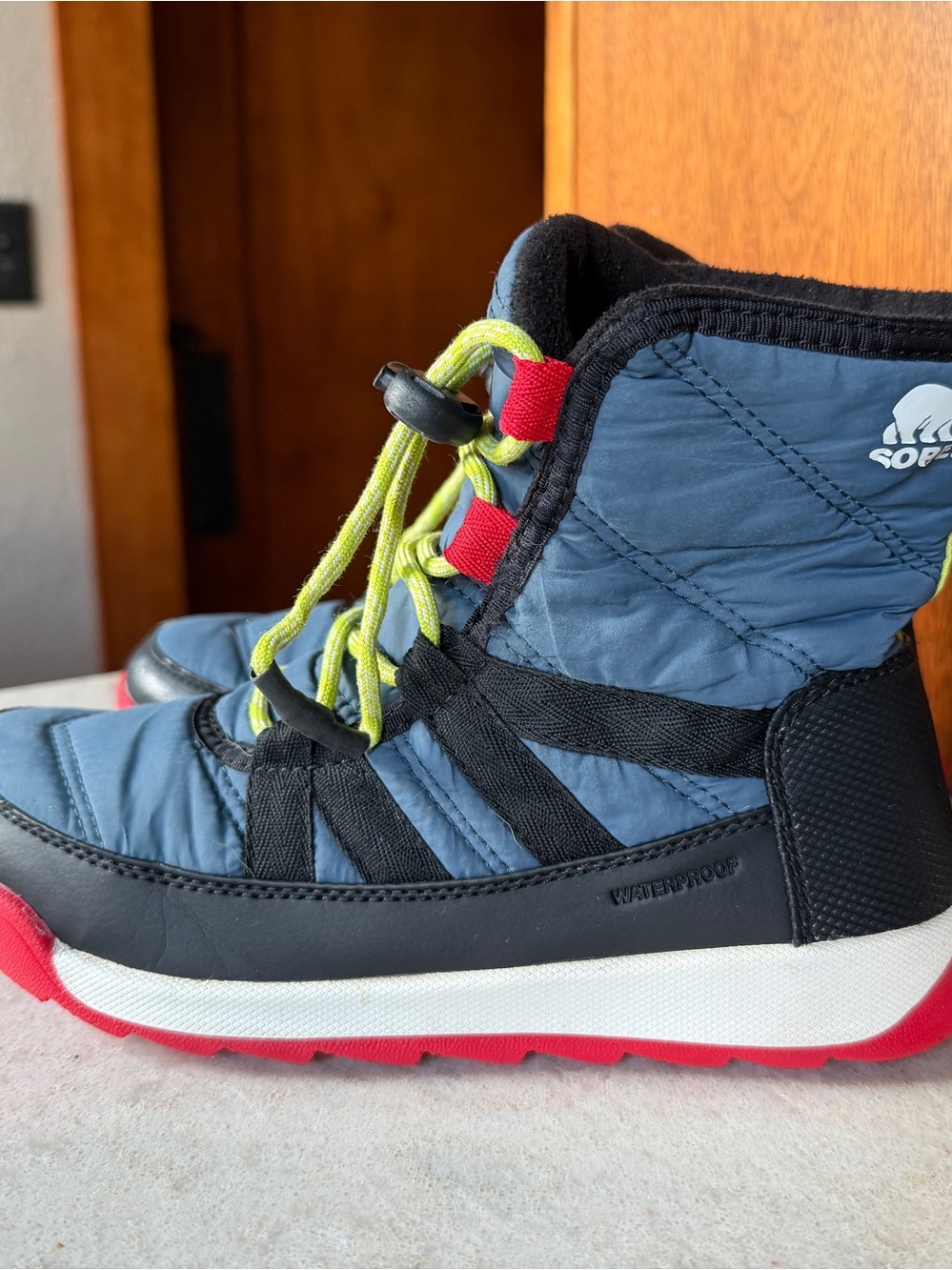 Sorel Winter Boots. Kids Youth Size 3. Fun Colors.
